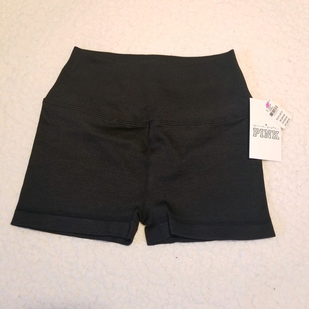 π2 for $75π₯³ PINK x SPIRITUAL GANGSTER LOVED SHORTS - Picture 2 of 11